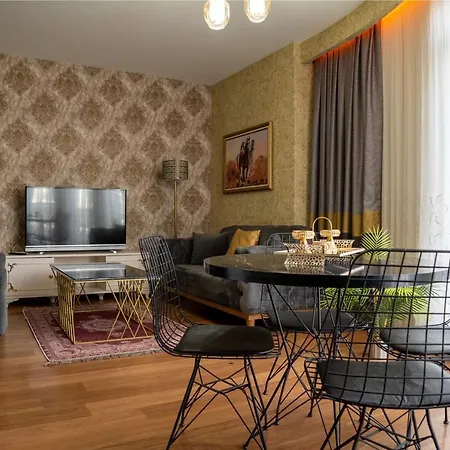 My Palace Airport Отель 3*