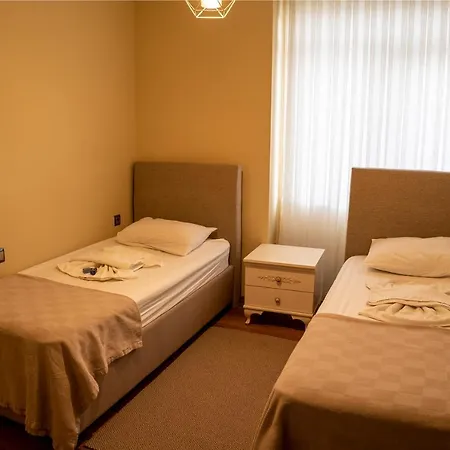 My Palace Airport 3*